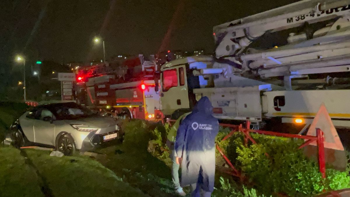 Kayseri'de Kamyon ile Otomobil Çarpıştı: 1 Yaralı