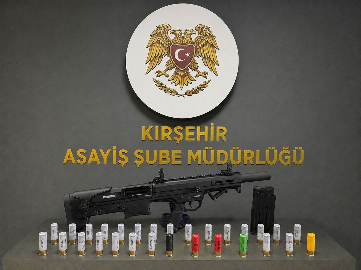 Kırşehir'de 2 ruhsatsız av tüfeği ele geçirildi