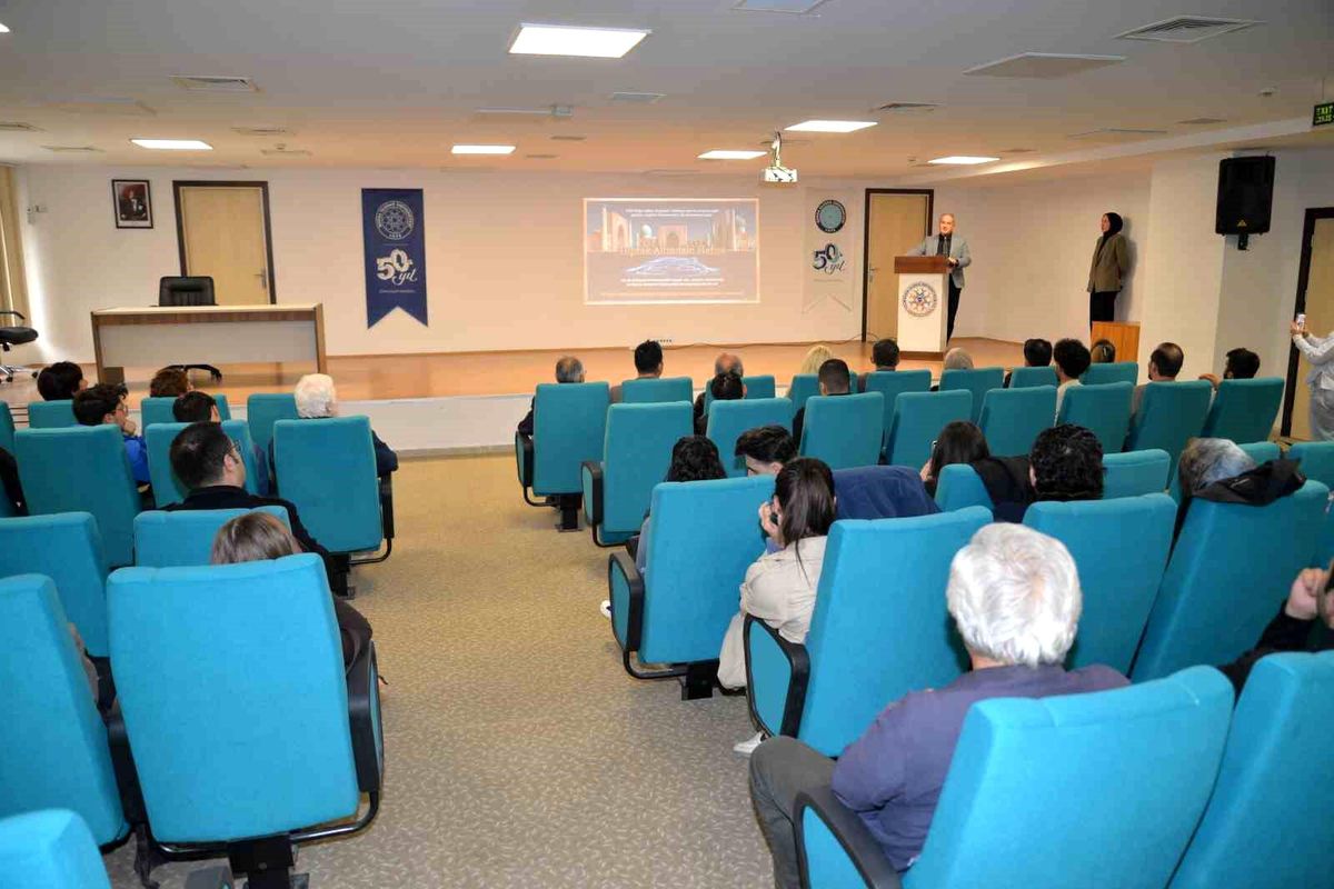 Şarkın İncisi Semerkand Konferansı BUÜ'de düzenlendi