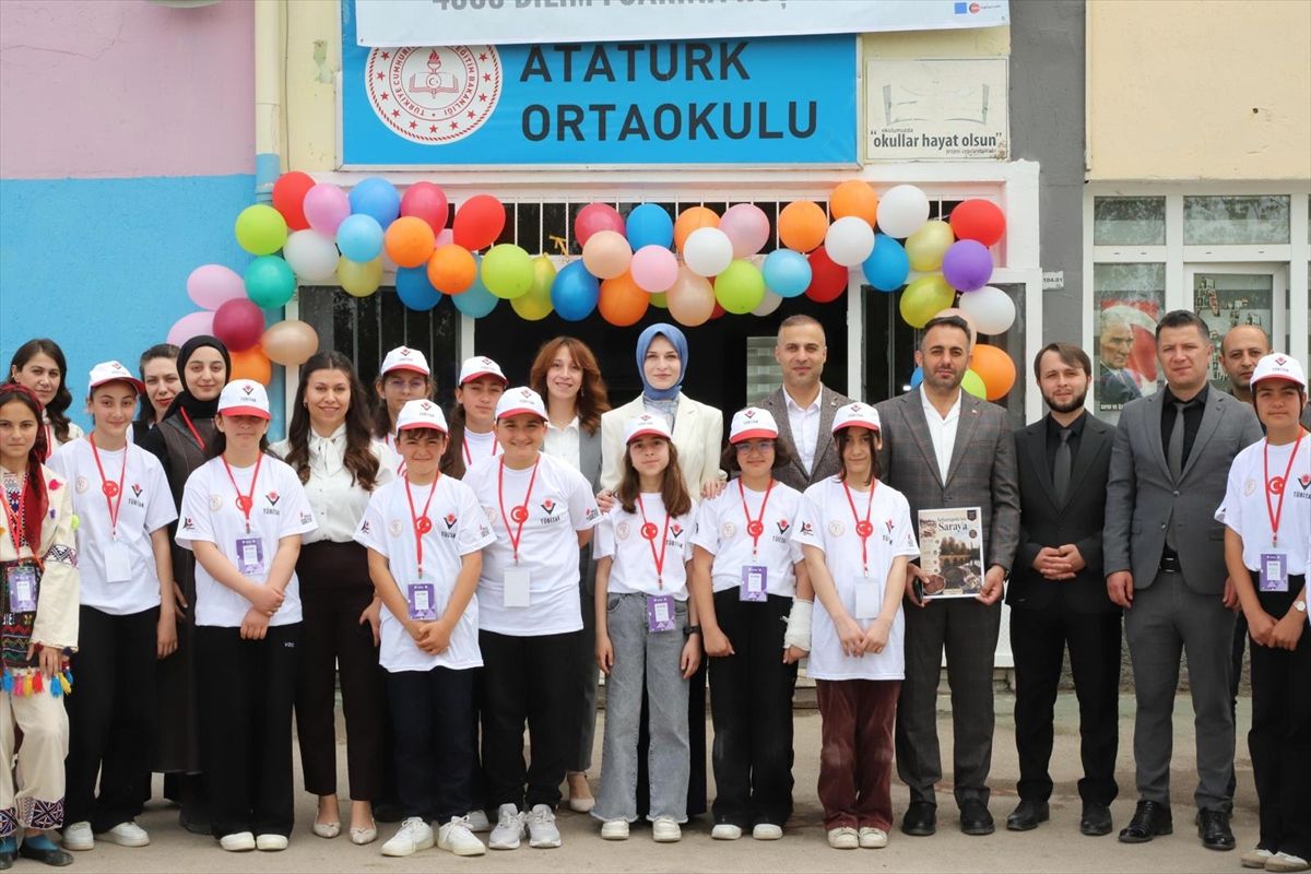 Sulusaray'da TÜBİTAK 4006 Bilim Fuarı açıldı