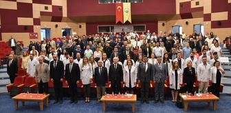 Trakya Üniversitesinde eczacı adayları beyaz önlüklerini giydi