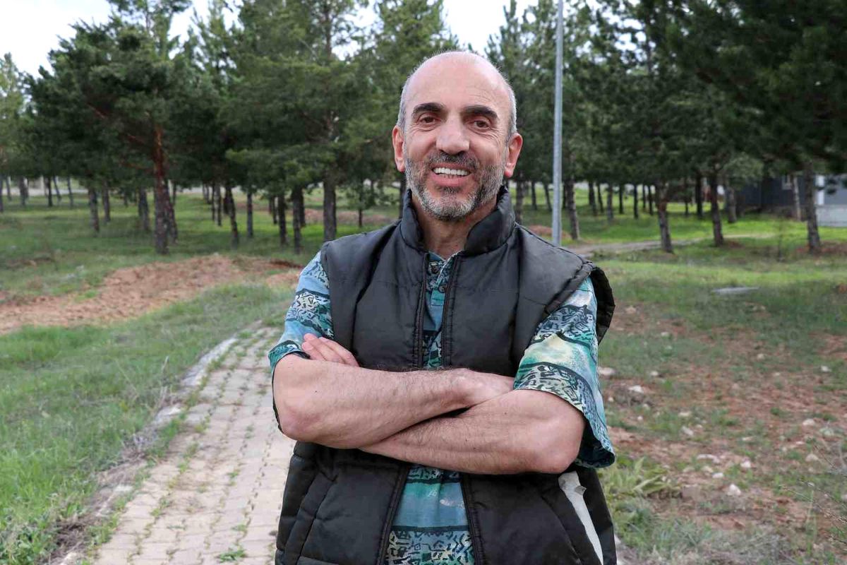 Uzmanı açıkladı: 'İnsanların ayı yaşam alanlarına girmesi karşılaşmaları artırdı'