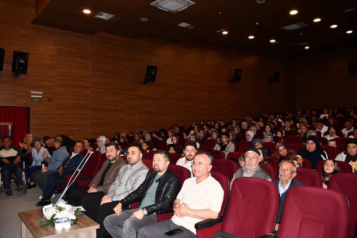 Vezirköprü'de Engelliler Haftası programı düzenlendi