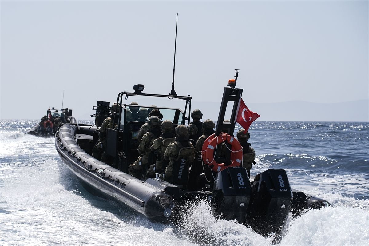 Yerli ve milli hücumbotu 'Karayel' EFES tatbikatında ilk kez kullanıldı