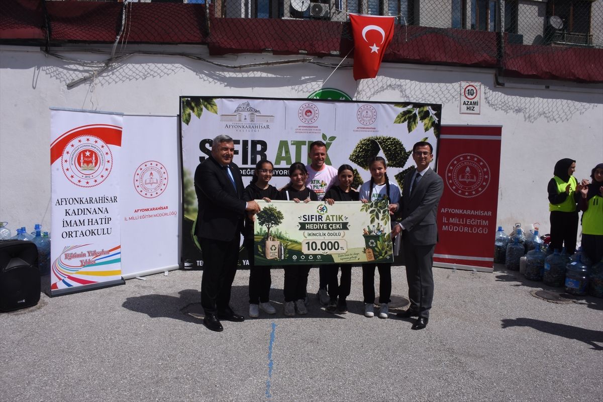 Afyonkarahisar'da 'Atık Pil Toplama Ödül Töreni' düzenlendi