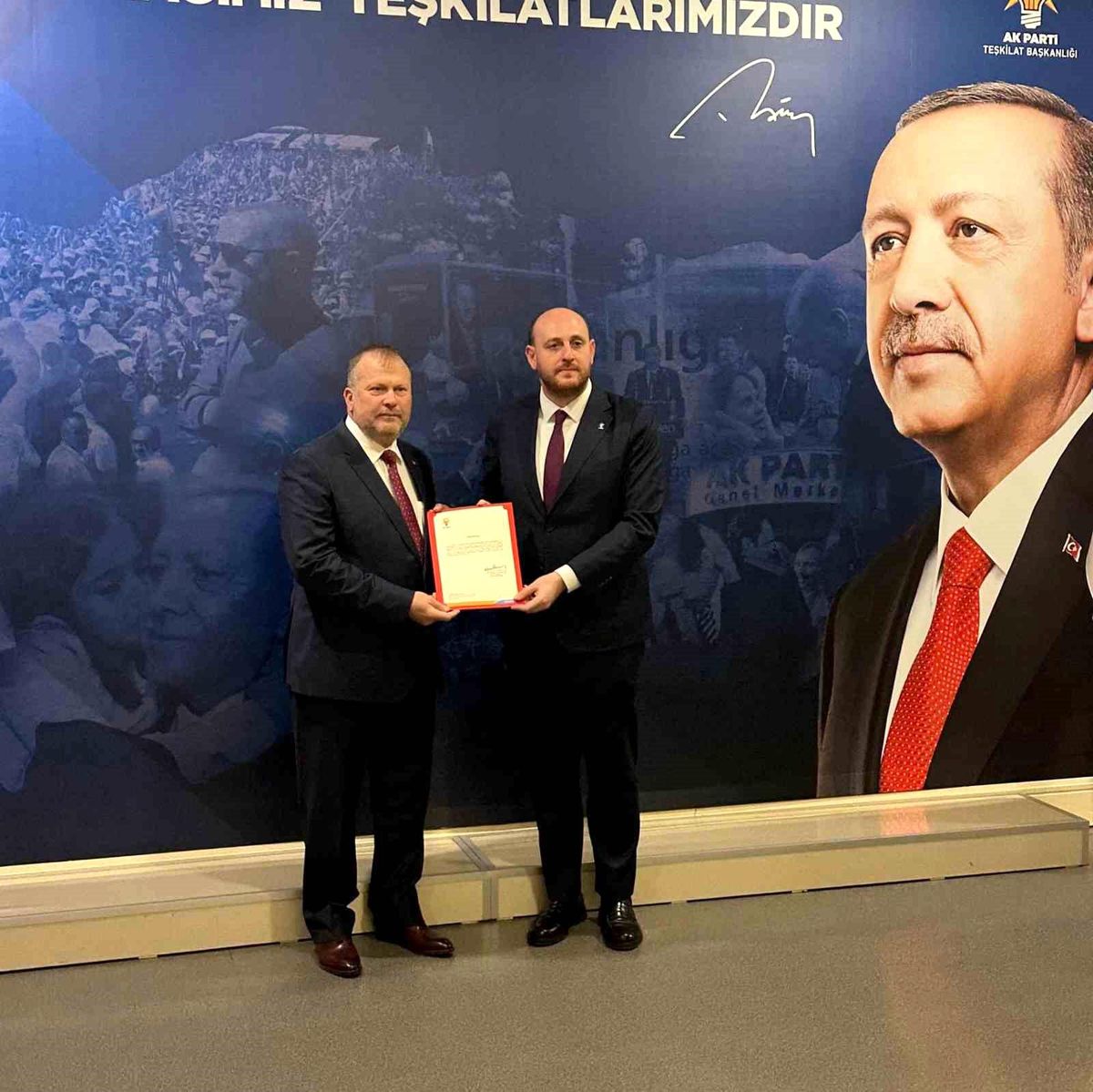 AK Parti ilçe başkanlığında görev değişimi