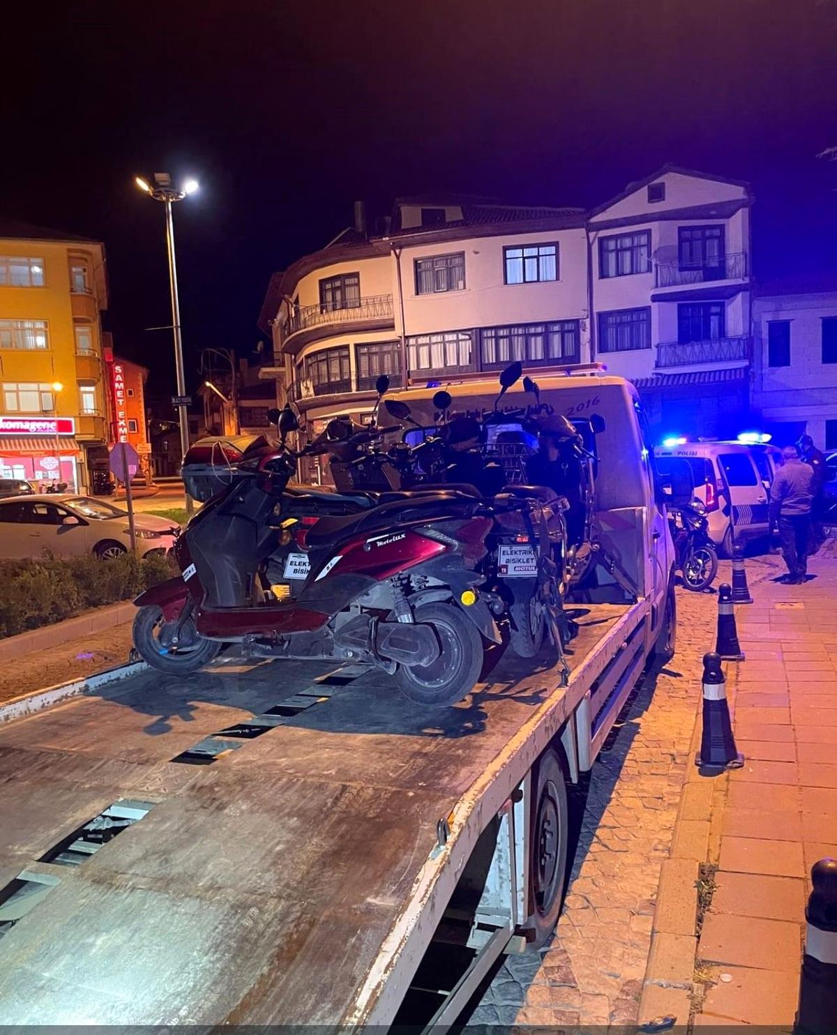 Akşehir'de motosikletlere sıkı denetim