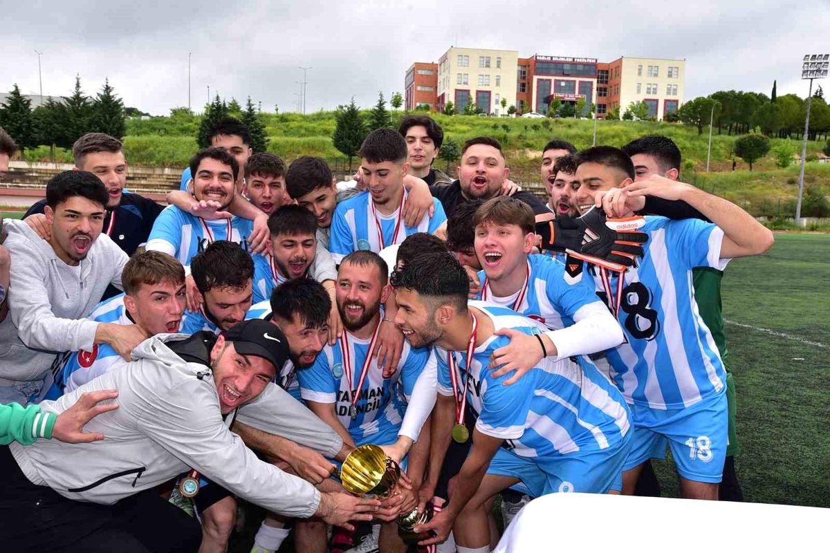 BAÜN Spor FEST 2026'da kupalar sahiplerini buldu