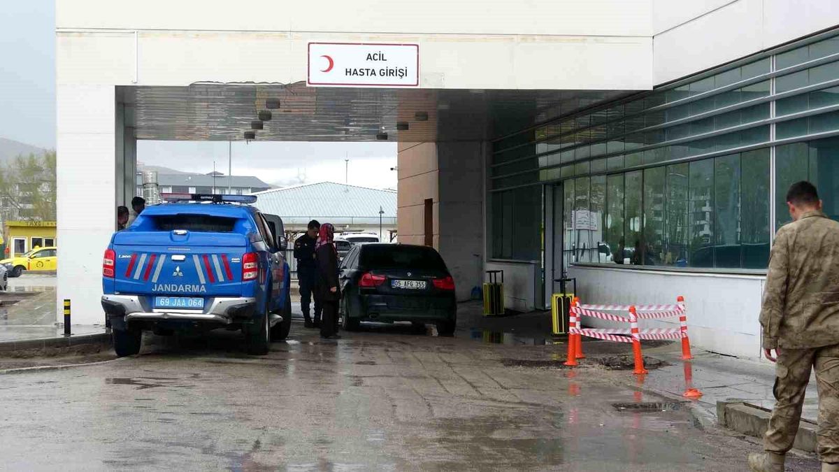 Bayburt'ta görevli uzman çavuş kalbine yenik düştü