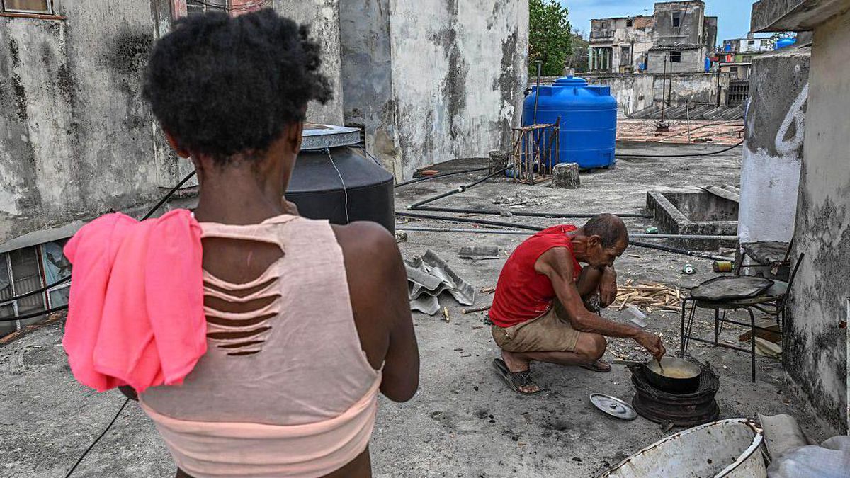 CIA direktörü Havana'da: ABD'den 100 milyon dolar yardım teklifi