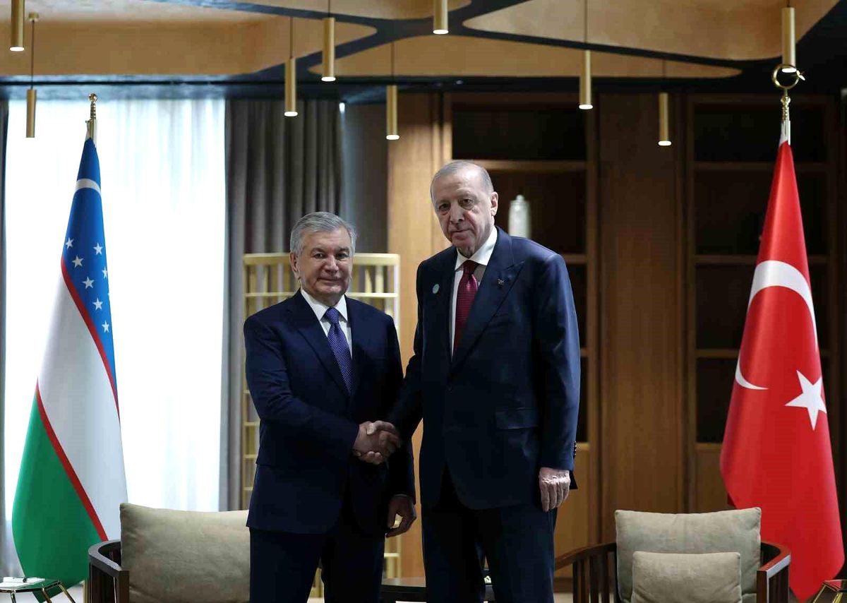Erdoğan ve Mirziyoyev Türkistan'da görüştü