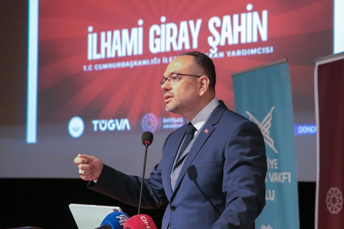 Cumhurbaşkanlığı İletişim Başkan Yardımcısı Şahin, Bolu'da TÜGVA İhtisas Akademi Programı'na katıldı Açıklaması