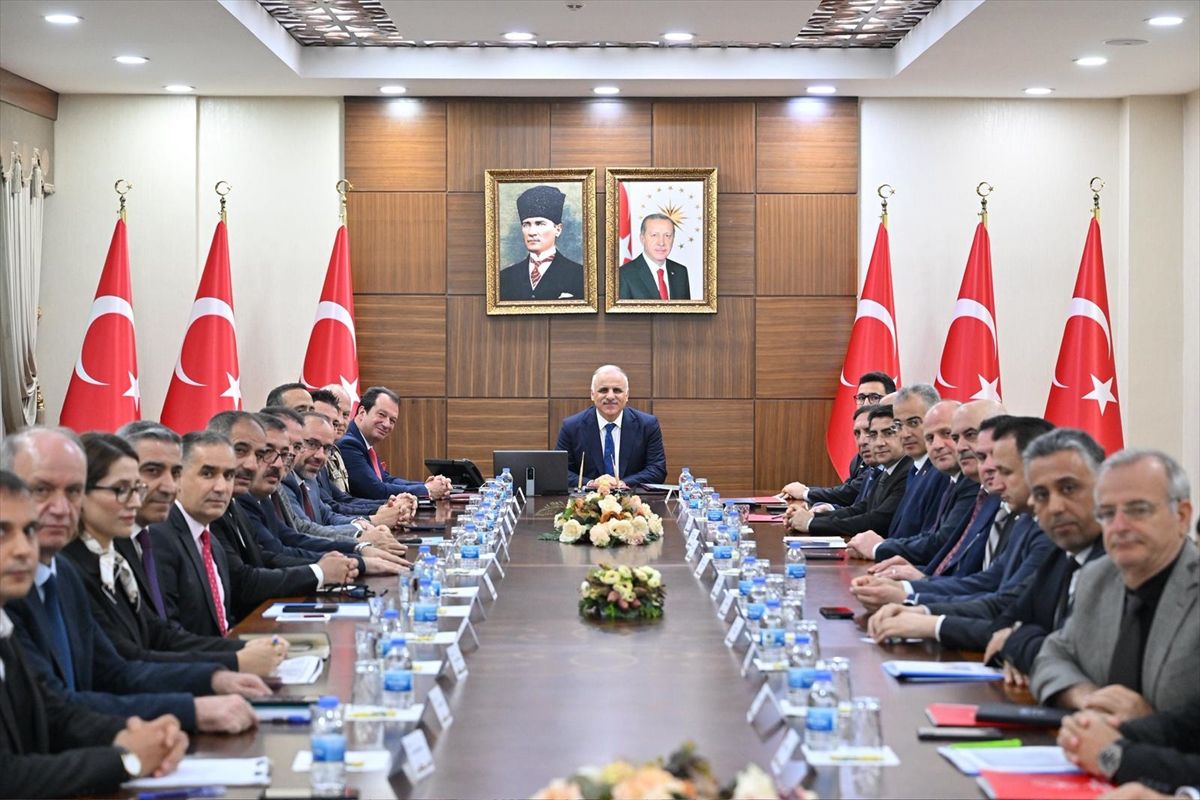 Diyarbakır Valisi Zorluoğlu başkanlığında erişilebilirlik toplantısı gerçekleştirildi