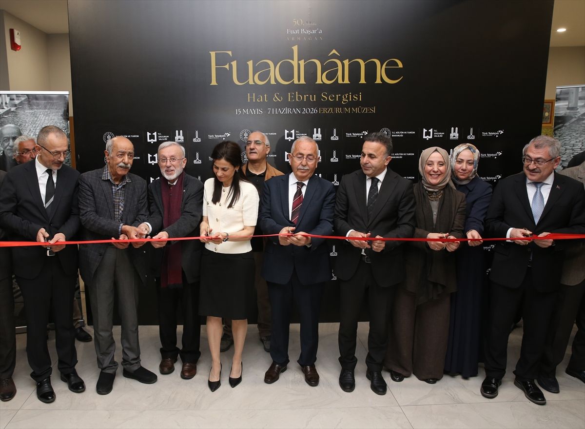 Erzurum'da 'Fuadname Hat ve Ebru Sergisi' açıldı
