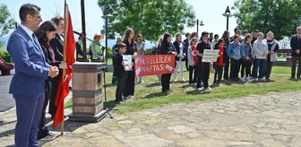 Gelibolu'da öğrenciler zeytin fidanı dikti