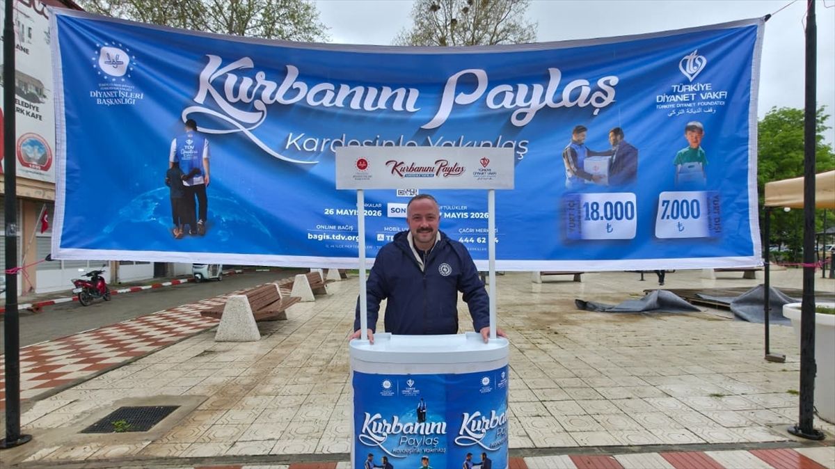 Gümüşhacıköy'de kurban bağış standı açıldı