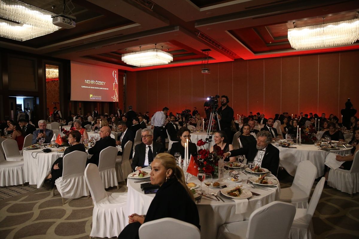 İçmimarlar Odası Bursa Şubesinin 'Meslekte Onur Ödülleri' sahiplerini buldu
