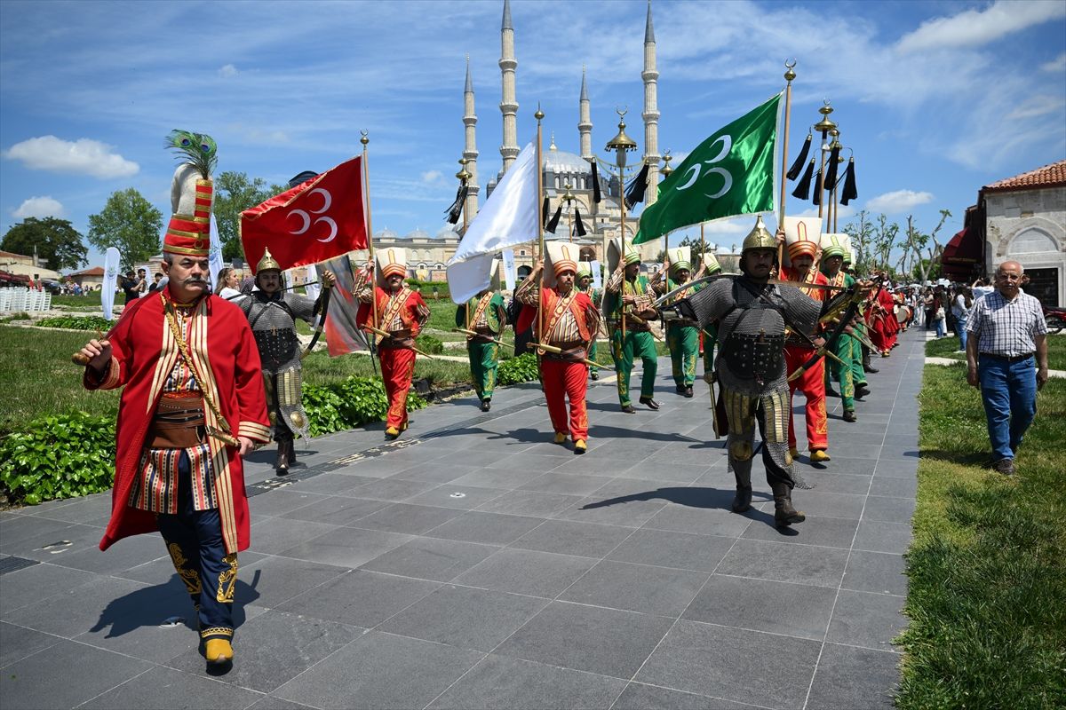 Jandarma Mehteran Birliği, Selimiye Meydanı'nda konser verdi