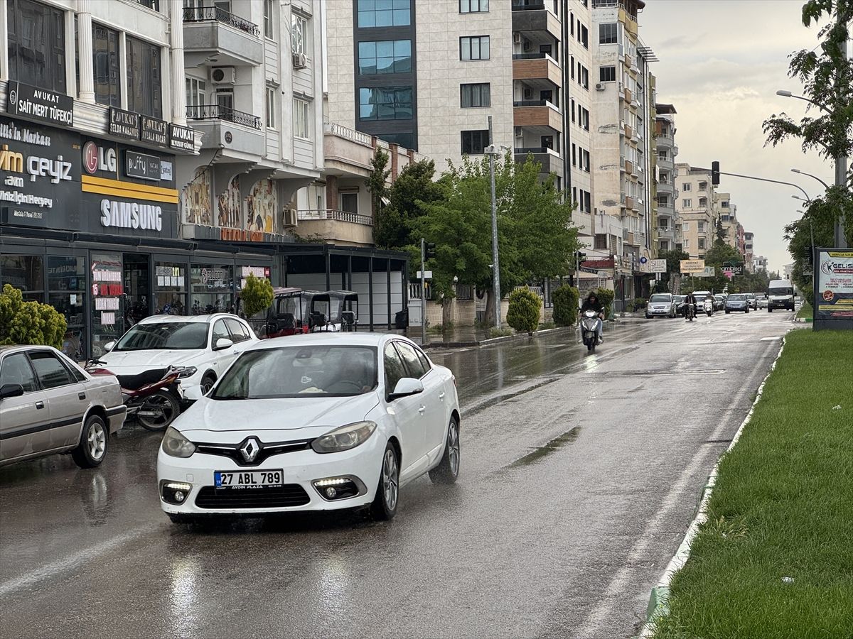 Kahramanmaraş ve Kilis'te sağanak etkili oldu