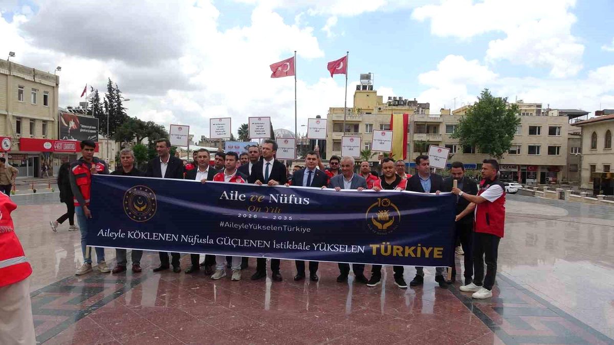 Kilis'te 'Aile Günü' yürüyüşü düzenlendi