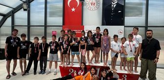Kumluca'da yüzme yarışları yapıldı