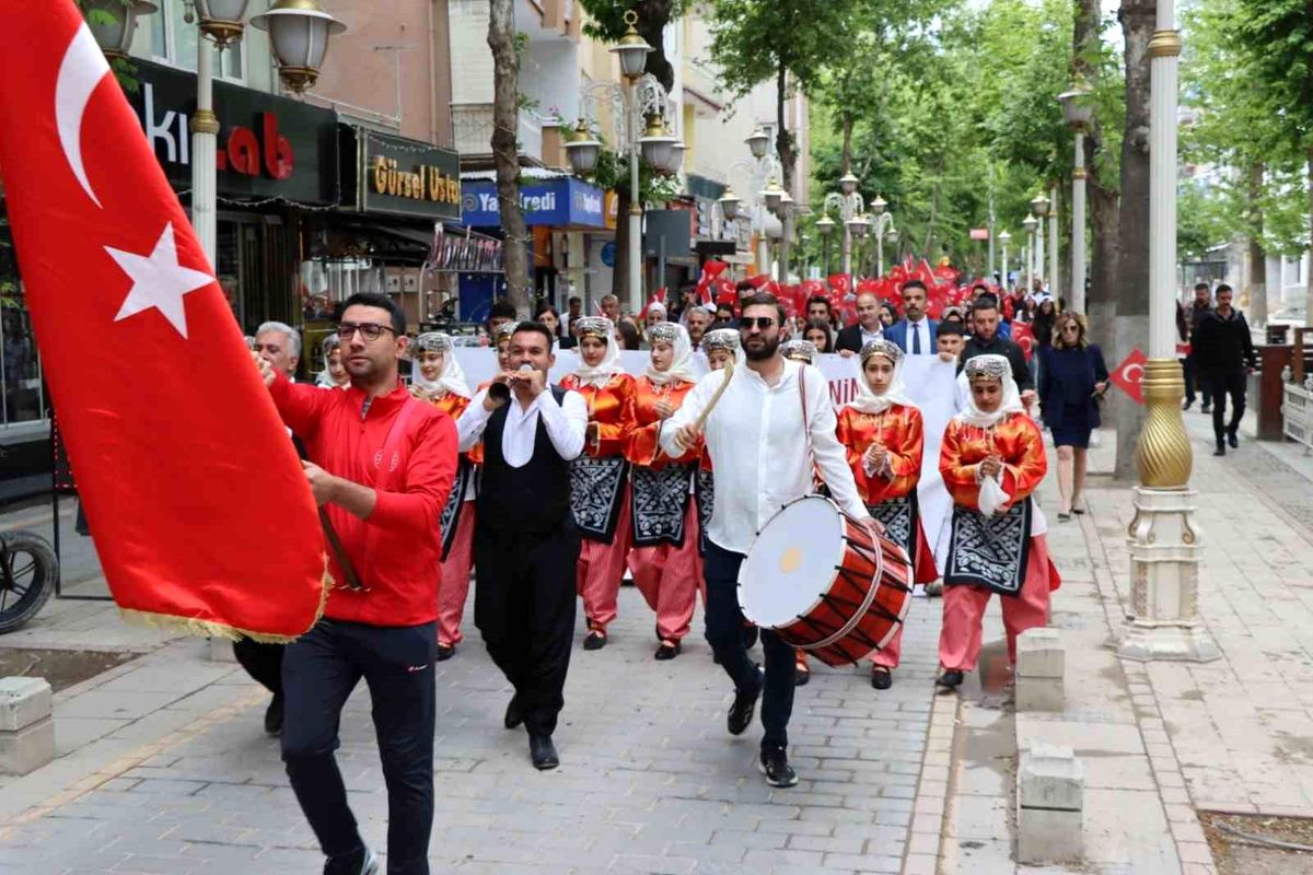 Malatya'da Gençlik Haftası coşkusu