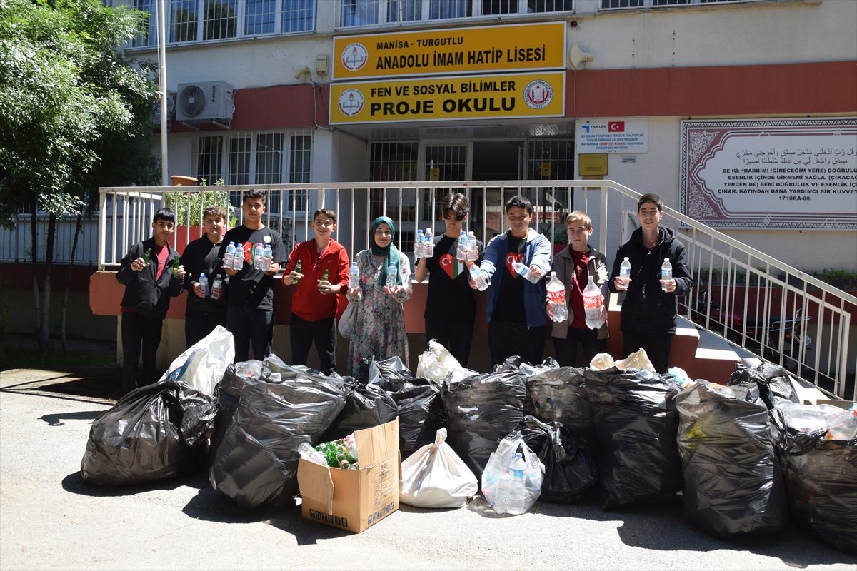 Manisa'da öğrencilerin projesiyle atık şişeler su kuyusuna dönüşecek