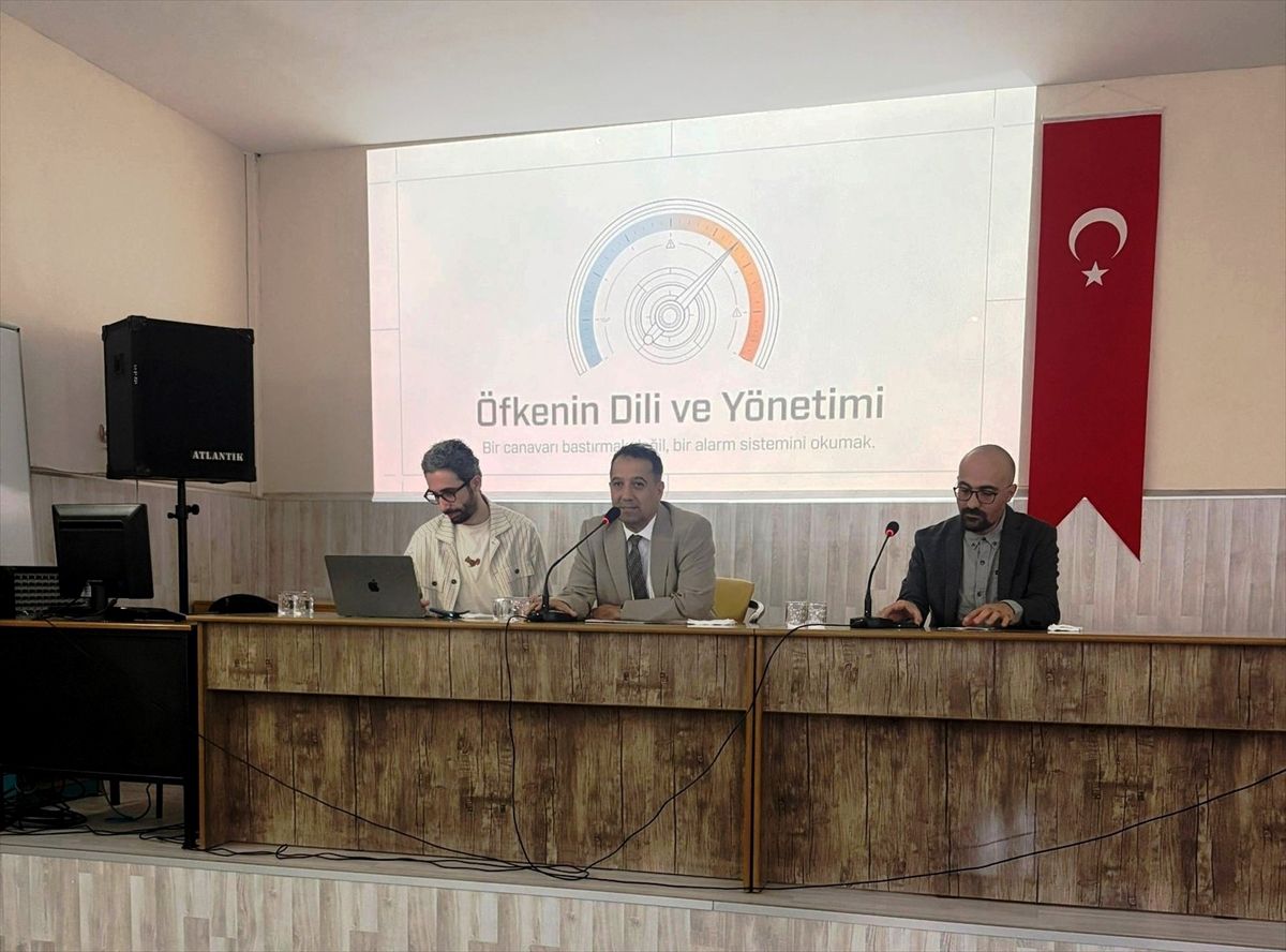 Keban'da öğrencilere yönelik söyleşi düzenlendi