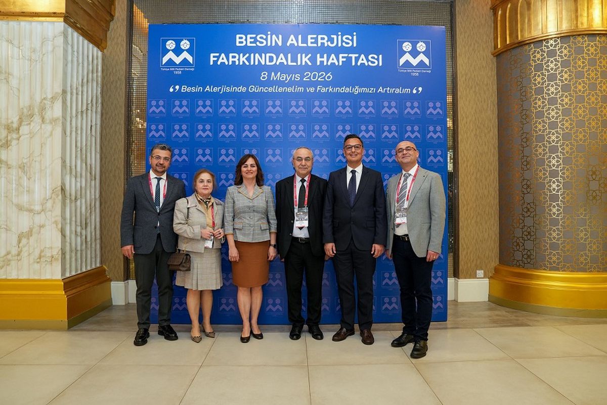 KKTC'de 'Çocuk Hekiminin Bir Günü' toplantısında inek sütü protein alerjisi masaya yatırıldı