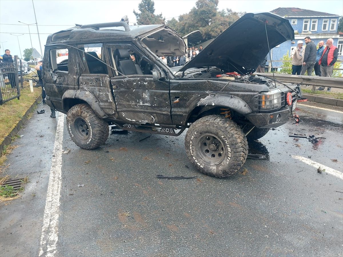 Rize'de trafik kazasında 1 kişi öldü, 7 kişi yaralandı