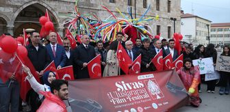 Sivas Uluslararası Film Festivali kortej yürüyüşüyle başladı