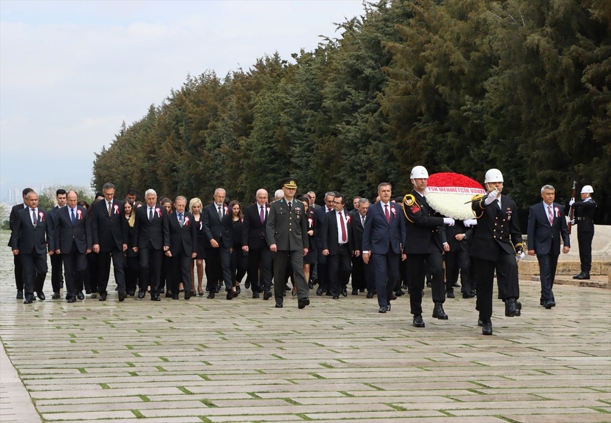 TSK Mehmetçik Vakfı 44. yıl dönümünde Anıtkabir'de