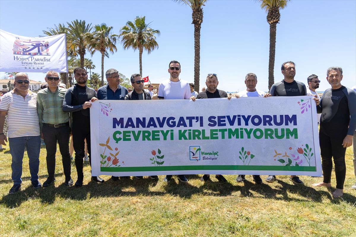 Antalya'da deniz ve kıyı temizliği yapıldı