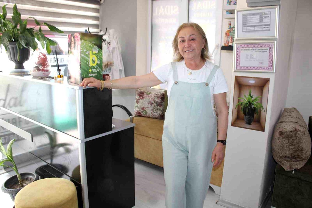 Aydın'da kuaförlerde bayram ve düğün yoğunluğu başladı