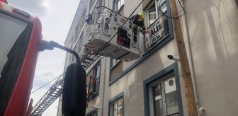 Balıkesir'de apartmandaki motosiklette çıkan yangında 10 kişi dumandan etkilendi