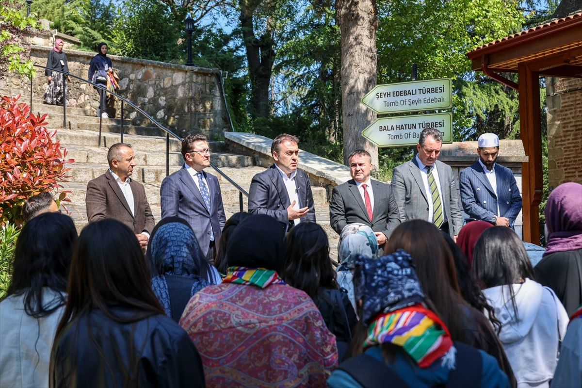 Bilecik'te 'Kuruluştan Çanakkale'ye Tarih ve Medeniyet Gezisi' düzenlendi