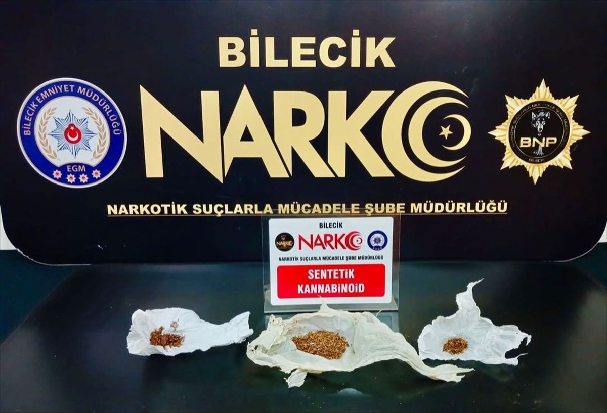 Bilecik'te üzerinde uyuşturucu bulunan zanlı yakalandı
