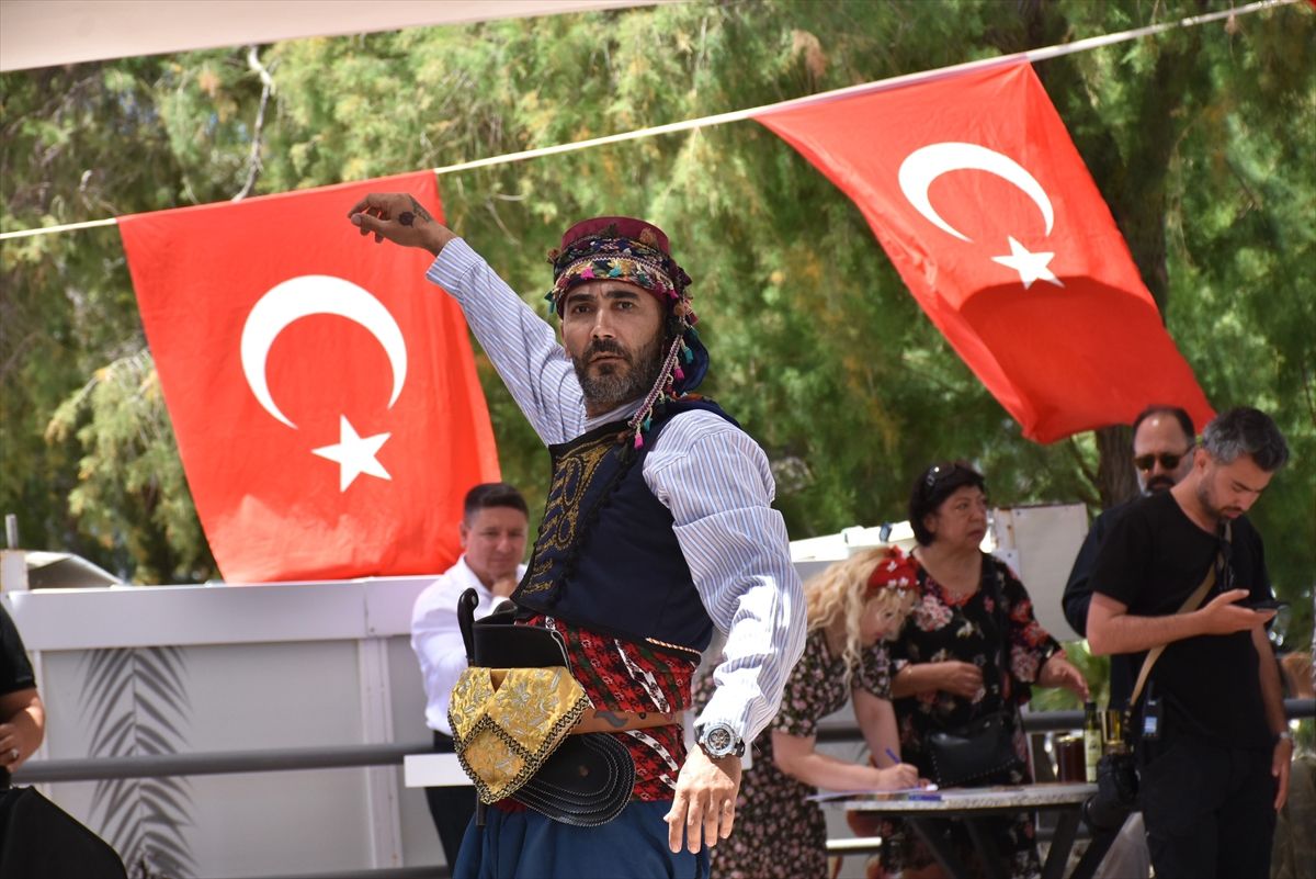 Bodrum'da '4. Zeytin Çiçeği Festivali' düzenlendi