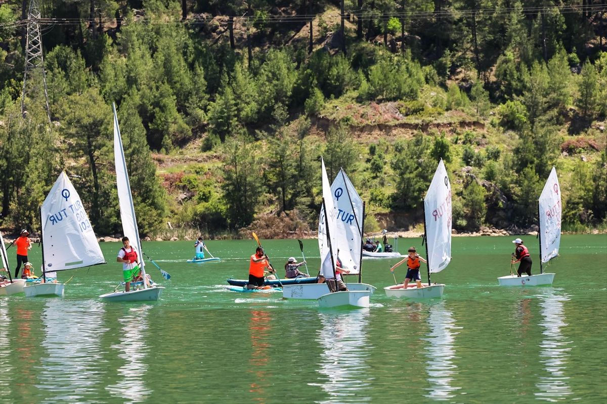 Bucak'ta doğa ve su sporları buluşması