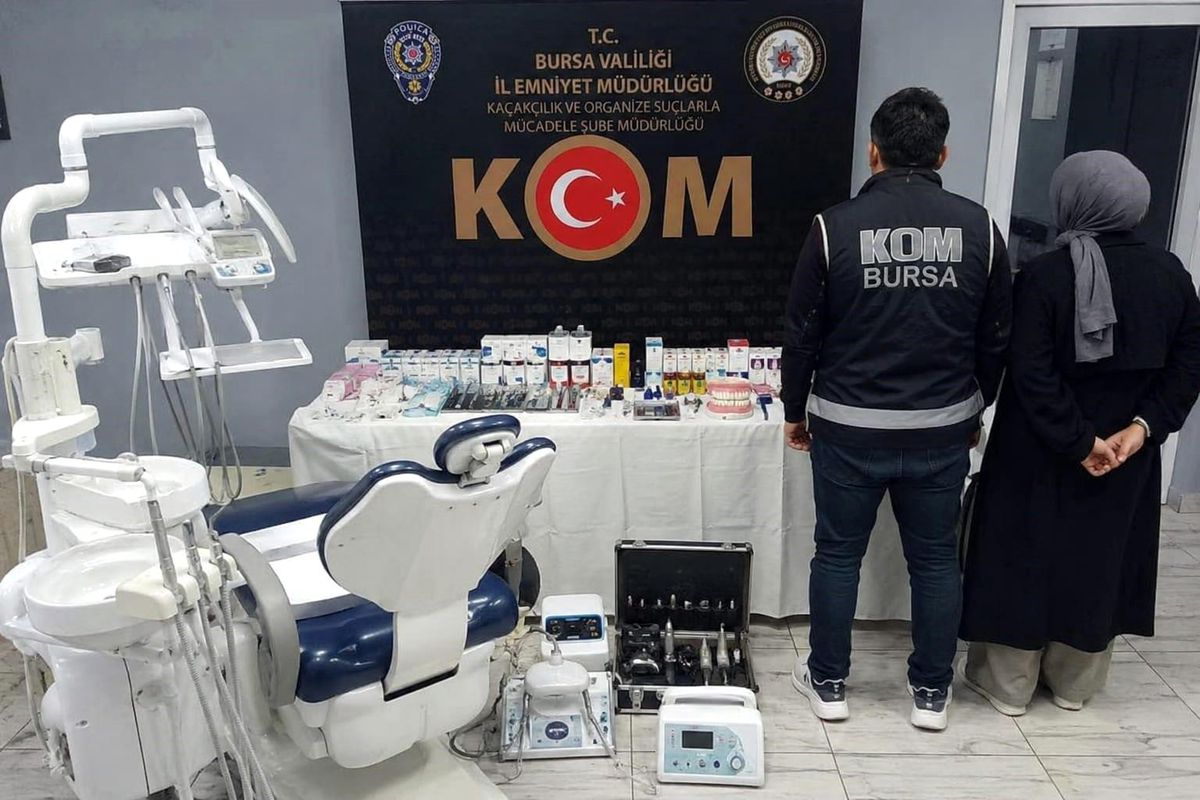 Bursa'da sahte diş muayenesine baskın: 2 gözaltı