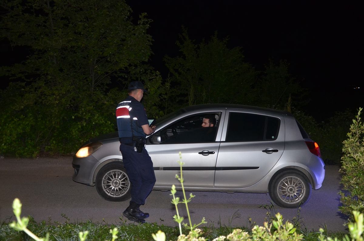 Bursa'da trafik denetimlerinde 500 bin lira ceza kesildi