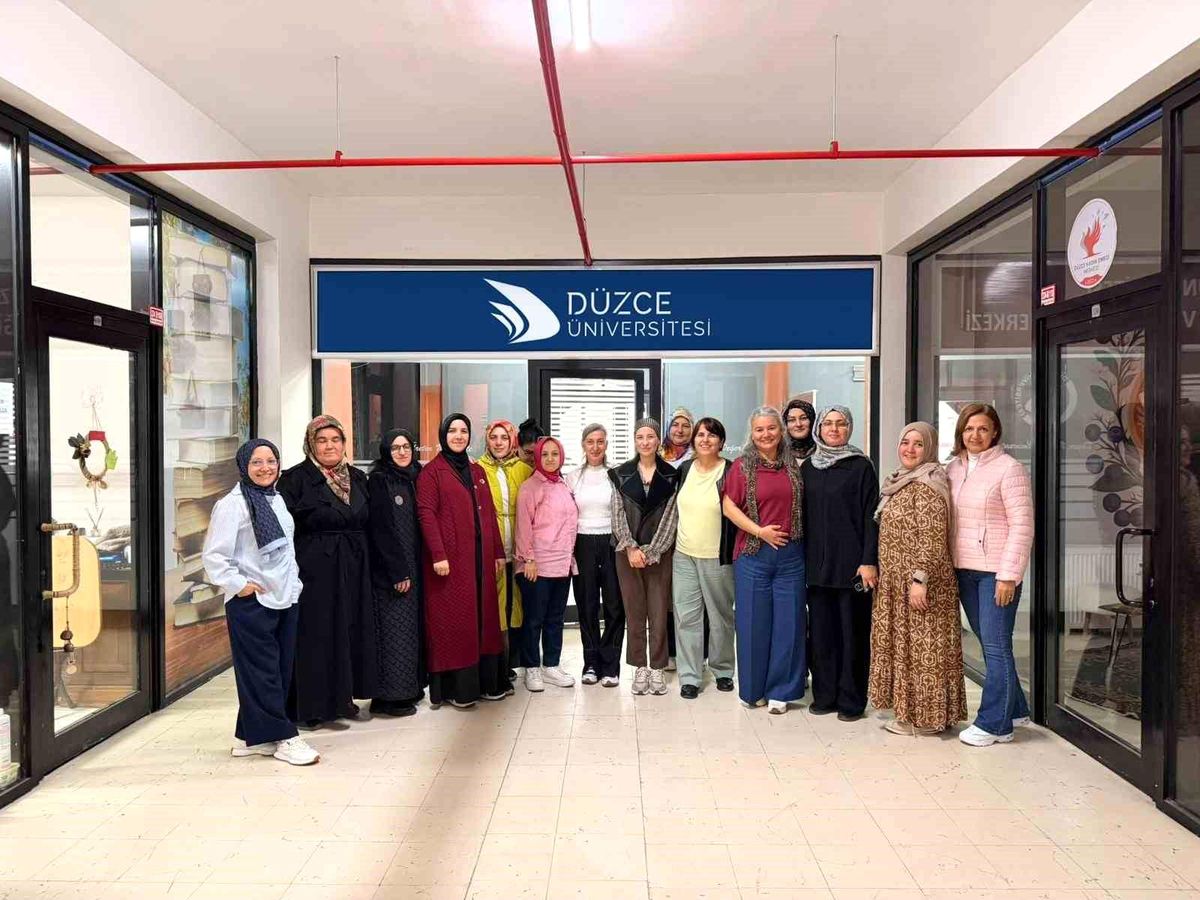 Düzce Üniversitesi'nde girişimci kadın akademisi ilk programını gerçekleştirdi