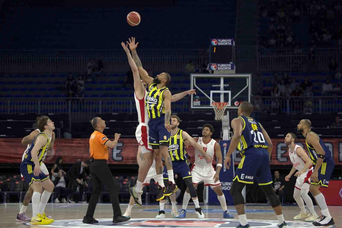 Fenerbahçe Beko, Basketbol Süper Ligi'ni lider tamamladı