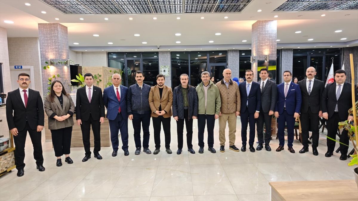 HSK Başkanvekili Aydoğdu ve beraberindekiler Adilcevaz ilçesini ziyaret etti