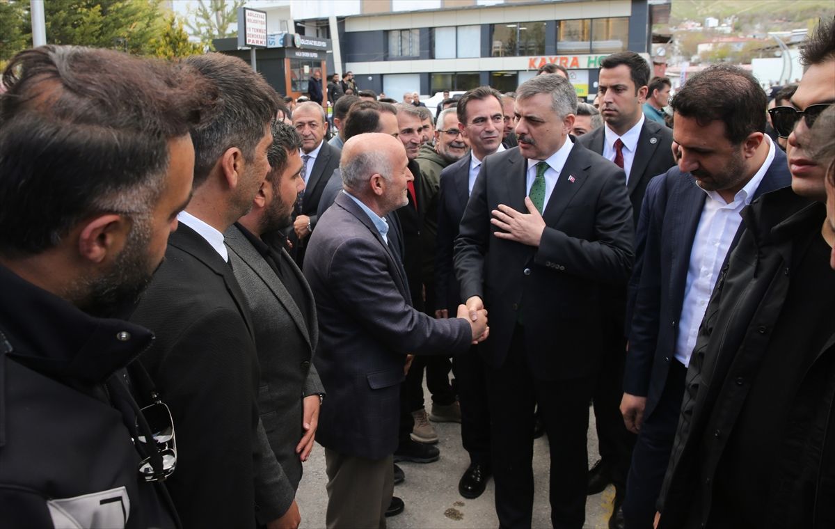 İçişleri Bakanı Çiftçi, Bitlis'te ziyaretlerde bulundu