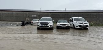 Iğdır'da sel nedeniyle sanayi sitesini su bastı
