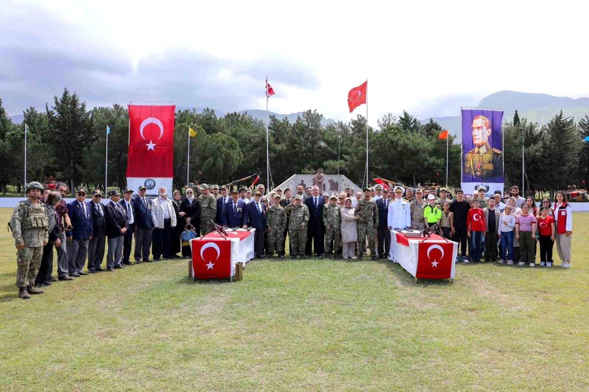 Hatay'da engelli bireyler için temsili askerlik töreni düzenlendi