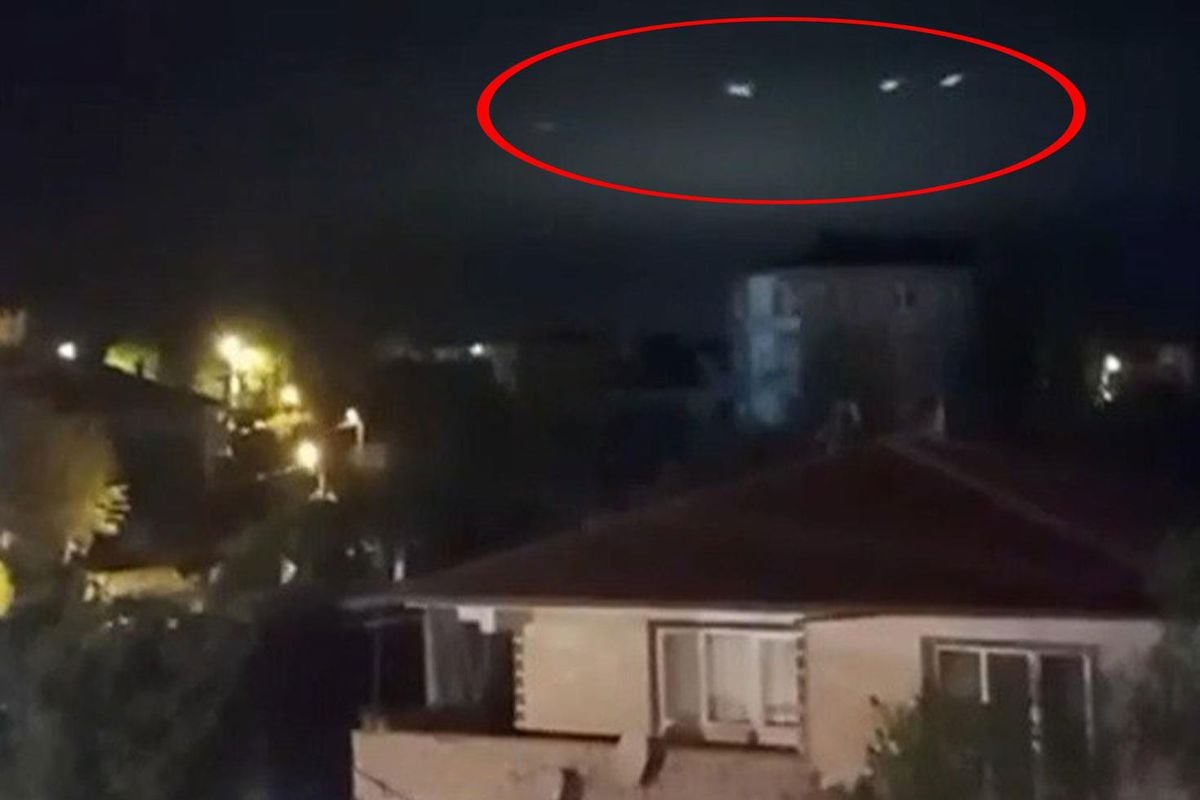 Sakarya'da gökyüzünde görülen ışıklar merak uyandırdı