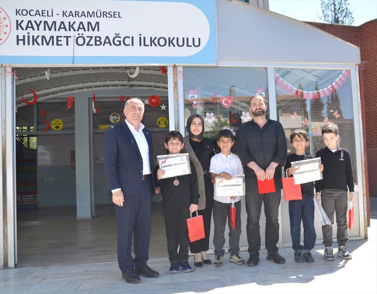 Kocaeli'de matematik olimpiyatında dereceye giren öğrenciler ödüllendirildi