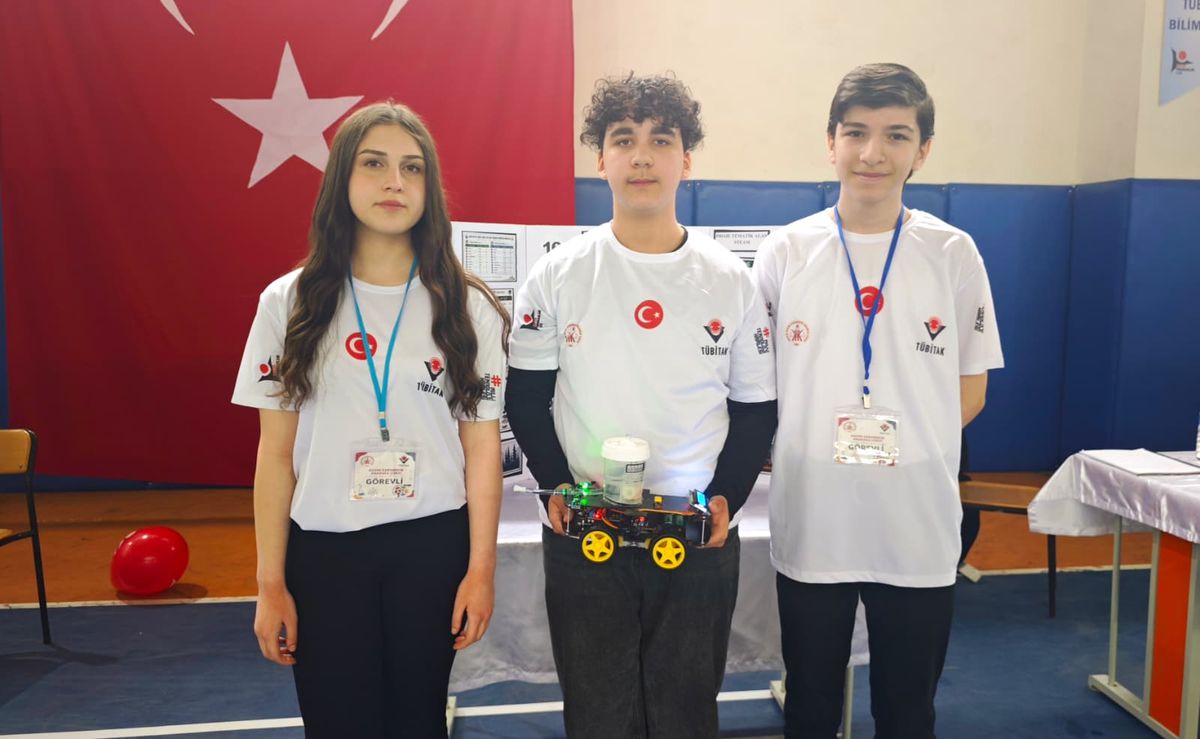 Artvinli Liselilerden Akıllı Robotlarla Yangın ve Savunma Teknolojisinde Çığır Açan Projeler